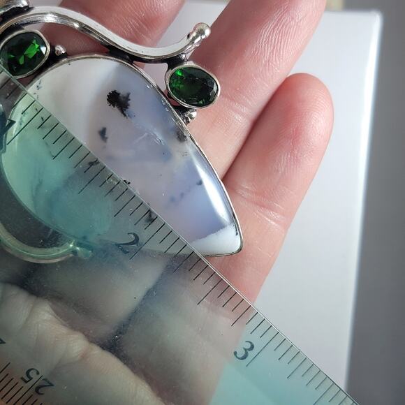 Dendritic Agate Pendant 925 Silver with Green Stones & 20" Chain Necklace - Picture 10 of 12